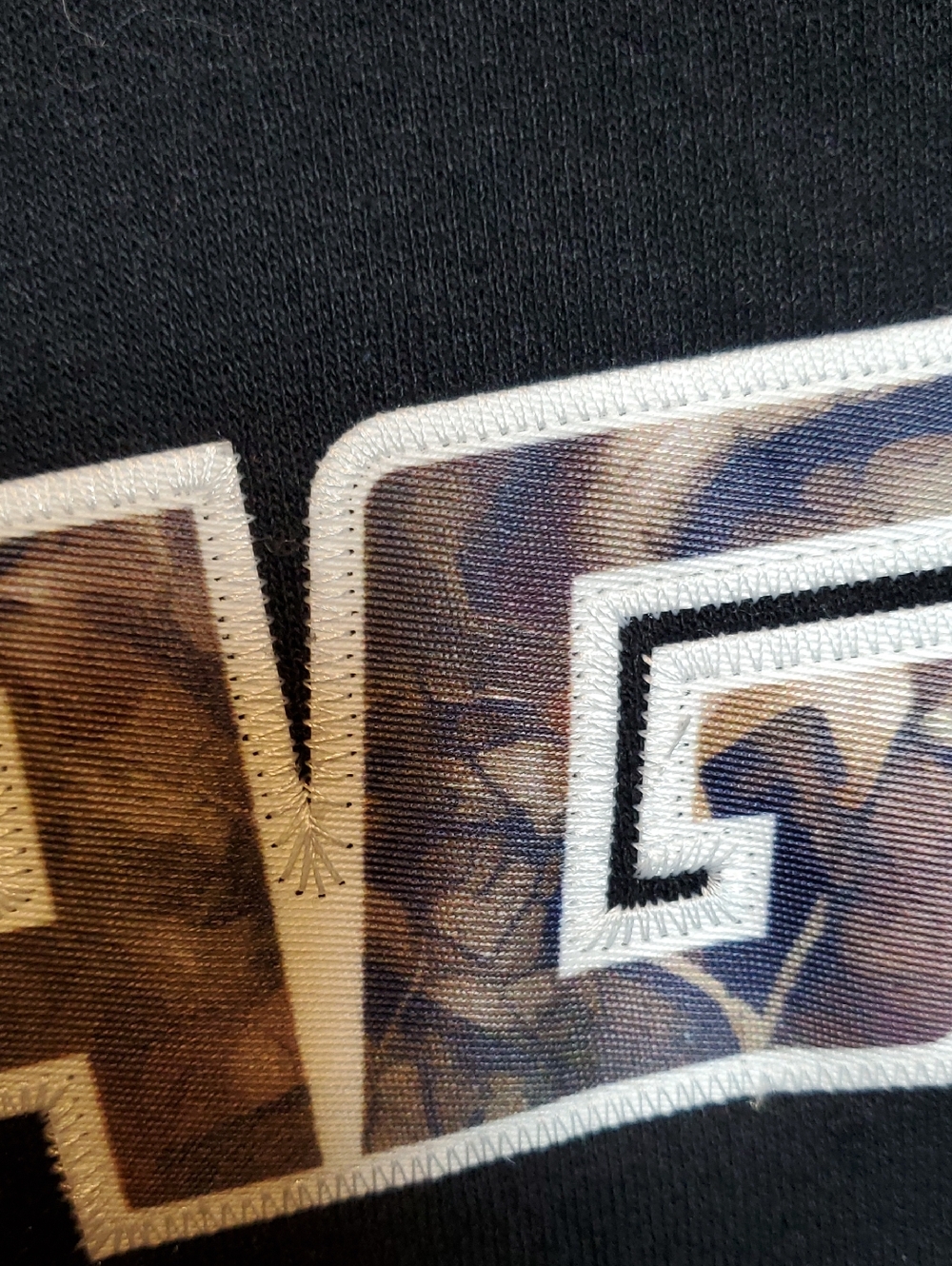 364. NWT - NFL Team Apparel - Philadelphia Eagles Stiched Camo Sweatshirt - Picture 8 of 8